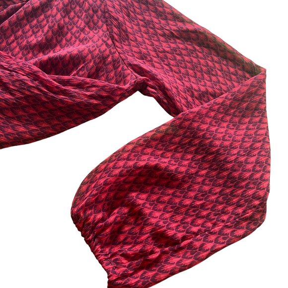 Lucky Brand Red & Black Animal Print Split Neck Blouse Sz Medium Long Sleeves - Picture 7 of 11